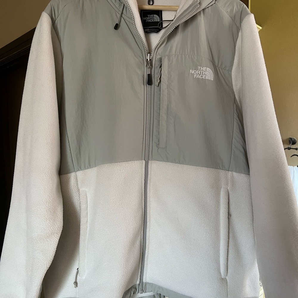 The North Face Jacket - Womens Denali Fleece